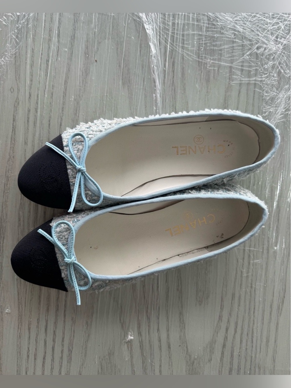 Chanel tweed ballet flats blue and white woven material with black cap toe